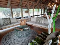 Mogotlho Lodge am Khwai Fluss