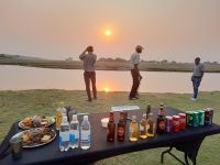 Pirschfahrt am Chobe - Sundowner Bar