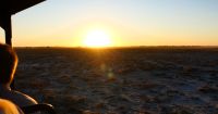 Botswana - Salzpfannen bei Nata - Sundowner