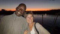 Namibia - Namushasha River Lodge - Cashius und Reisebegleitung Annett