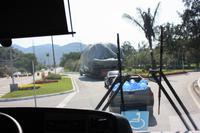 Schwertransporter vor uns