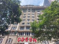 Platz Cinelandia in der Innenstadt von Rio de Janeiro beim Stadtrundgang