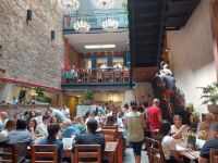 Mittagessen im Restaurant in der Altstadt von Rio de Janeiro