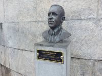 Statue des Italieners Guglielmo Marconi, der die Christus-Statue am Eröffnungstag 1931 beleuchtete @Anette Rietz