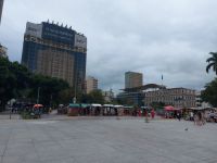 Platz am neuen Hafen mit Museum in Rio de Janeiro