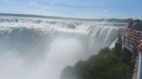 Blick in die Teufelsschlucht / Garganta del Diablo im Nationalpark Iguazu in Argentinien. Foto: Anette Rietz