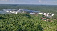 Blick aus dem Helikopter. Ausflug in Iguazu oder Iguacu zu den Wasserfällen. Brasilien Argentinien. Foto: Anette Rietz