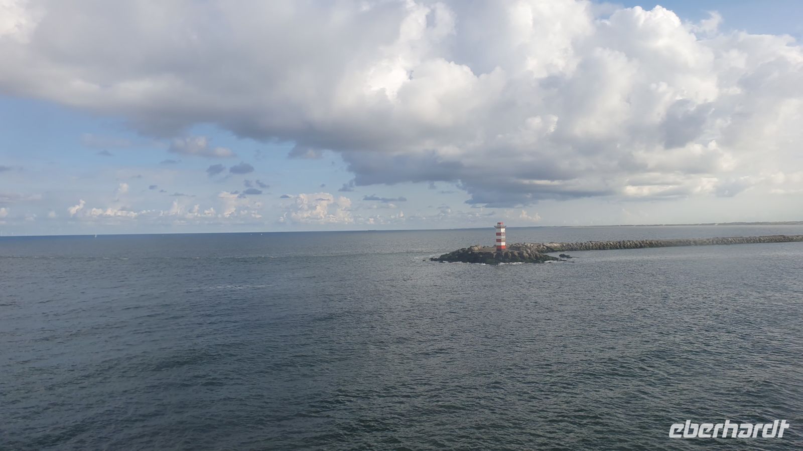 Einfahrt in Ijmuiden 20230829_091612.jpg