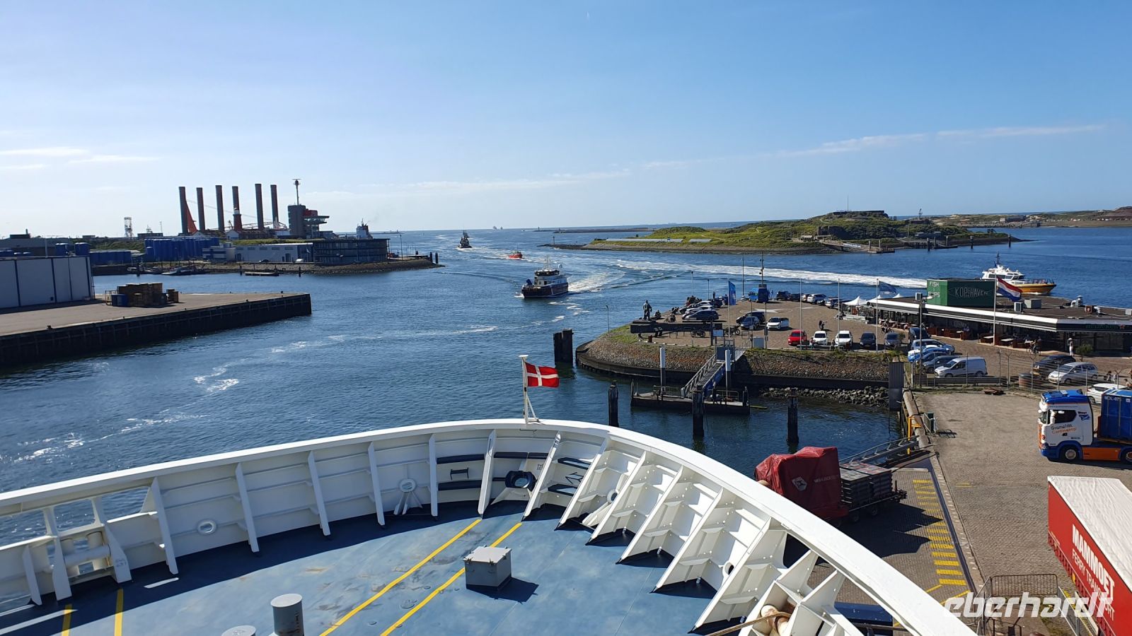Ausfahrt aus dem Hafen Ijmuiden 20230820_162132.jpg