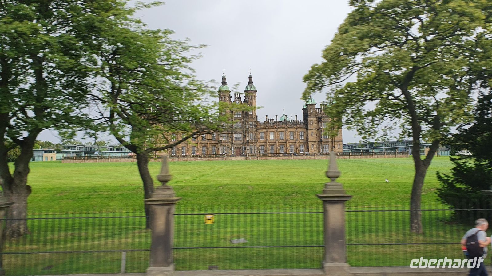 Edinburgh- einst ein Schülerinternat- heute teure Privatwohnungen...20230822_091000.jpg