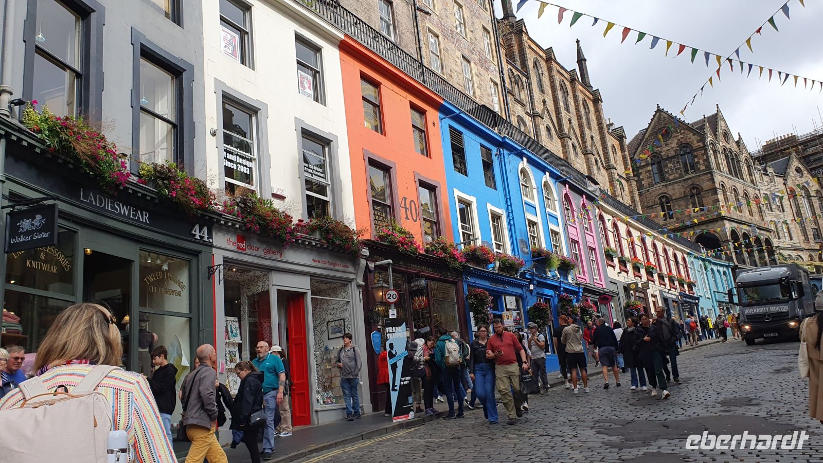 Victoria Street Edinburgh 20230822_114543.jpg