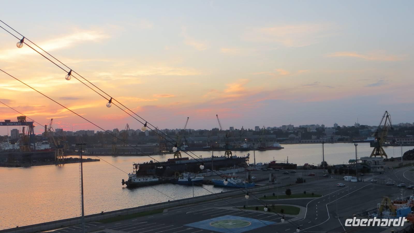 0471 Konstanza - Hafen &ndash; &copy;  (Eberhardt TRAVEL)