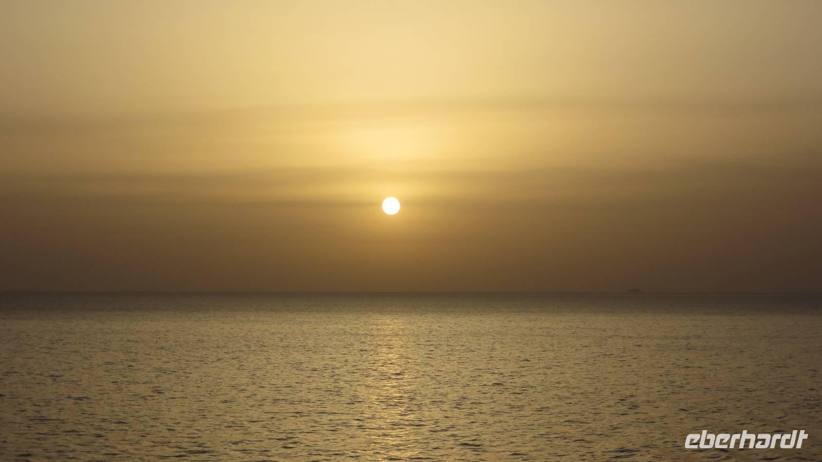 0716 AIDA - Sonnenuntergang in der Ägäis &ndash; &copy;  (Eberhardt TRAVEL)