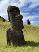 Rundgang am Steinbruch Ranu Raraku