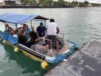 Weiter geht es mit dem Boot zur nächsten Insel nach Isla Santa Cruz 