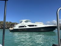 Galapagos - Santa Cruz - Ausflugsboot zur Insel Nord Seymour