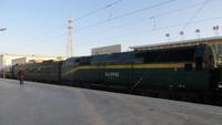 0321 Fahrt mit der Tibet-Bahn - Halt in Golmund