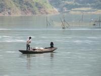 Yangtze-Kreuzfahrt - Ausflug in die Drei kleinen Schluchten - Tropfende-Jade-Schlucht -