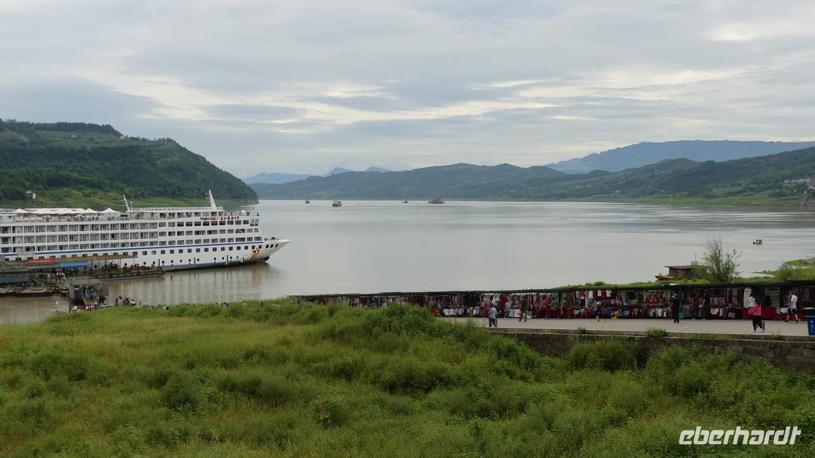Sonntag am Yangtze &ndash; &copy;  (Eberhardt TRAVEL)