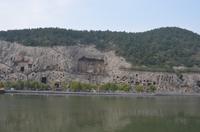 Drachentorgrotten am Yihe-Fluss