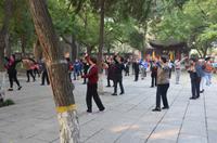 Gemeinsames Tanzen am Morgen im Park, Xi'an