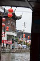 Bootsfahrt auf dem Seitenkanal des Kaiserkanals