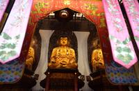 Buddhas der drei Welten, Jade-Buddha-Tempel