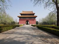 Steinernde Allee, Ming Gräber