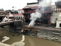 Nepal - Pashupatinath, Verbrennungszeremonie