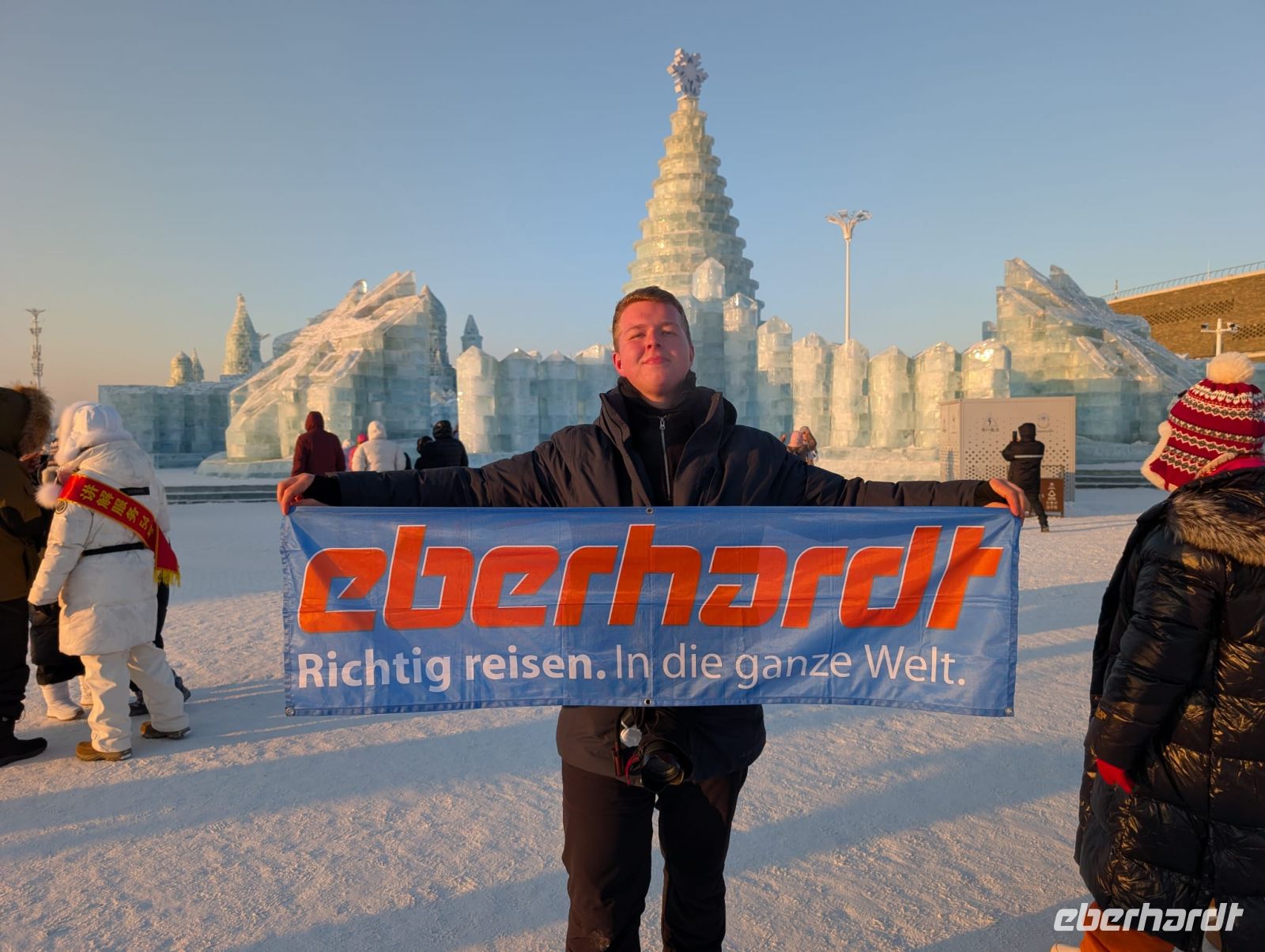 Reisebegleiter Sten Bernhardt auf dem Eis- und Schneefestival in Harbin - China