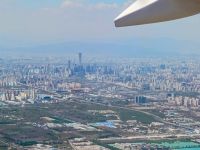 Anflug auf Peking  &ndash; &copy; Monika Cortese (Eberhardt TRAVEL)