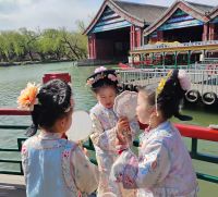 Wenn Tradition so viel Spaß macht... &ndash; &copy; Monika Cortese (Eberhardt TRAVEL)