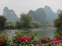 Spaziergang am Drachenfluss  &ndash; &copy; Monika Cortese (Eberhardt TRAVEL)