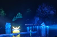 Lichtershow in Yangshuo &ndash; &copy; Monika Cortese (Eberhardt TRAVEL)