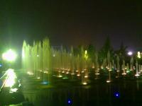 Wasserspiel während der Lichterfahrt in Peking mit toller Musik und tollen Effekten.