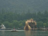 Bootsfahrt auf dem Westsee in Hangzhou.