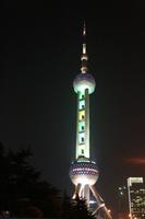 Lichterfahrt durch Shanghai: Fernsehturm