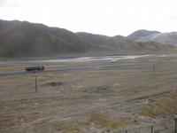 Fahrt mit der Tibet-Bahn - vorbeiziehende Landschaft