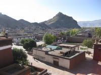 Blick über das Kloster und die Altstadt von Gyantse