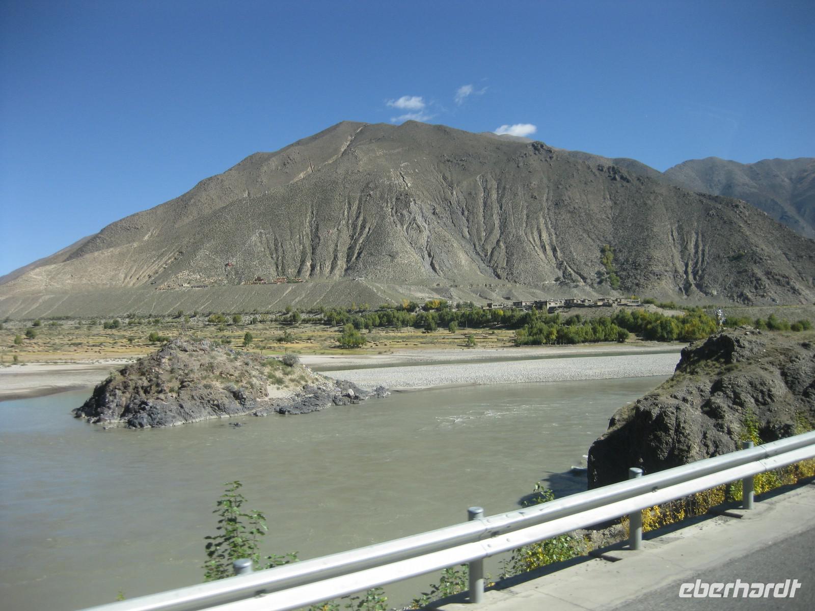 Rückfahrt nach Lhasa am Brahmaputra entlang