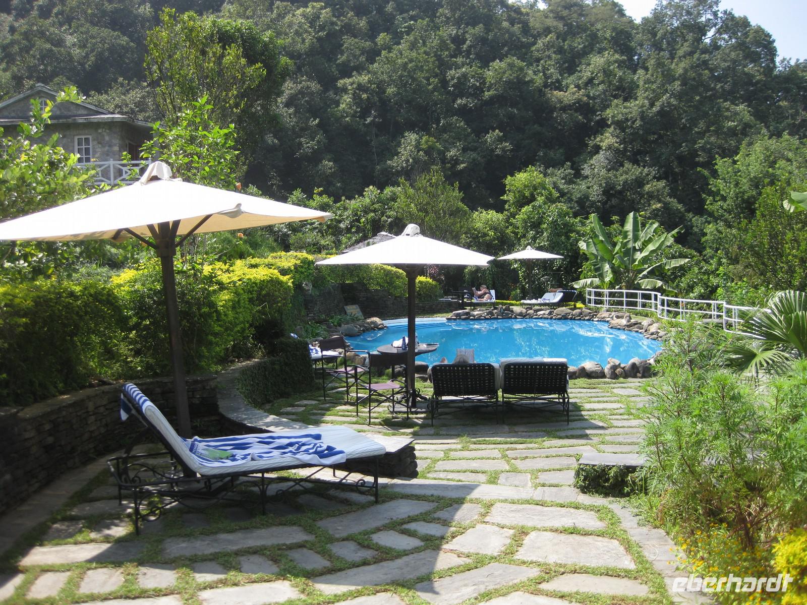 ... der Swimmingpool des Resorts 