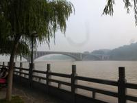 106 Bei den Drachentor-Grotten