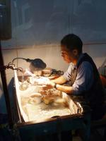 143 Fertigung von Jade