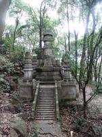 320 Miniatur-Pagoden