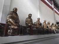 500