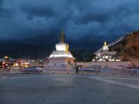 1110 Lhasa -Stupas am Potala-Palast