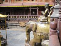 1420 Patan - Goldener Tempel
