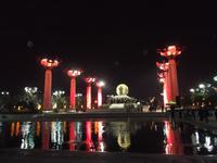 nächtliches Stadtzentrum von Xi An