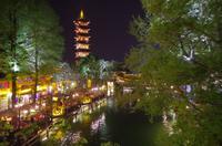 Wuzhen bei Nacht