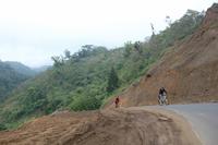 Neue Straße im Erdbebengebiet um San Miguel 